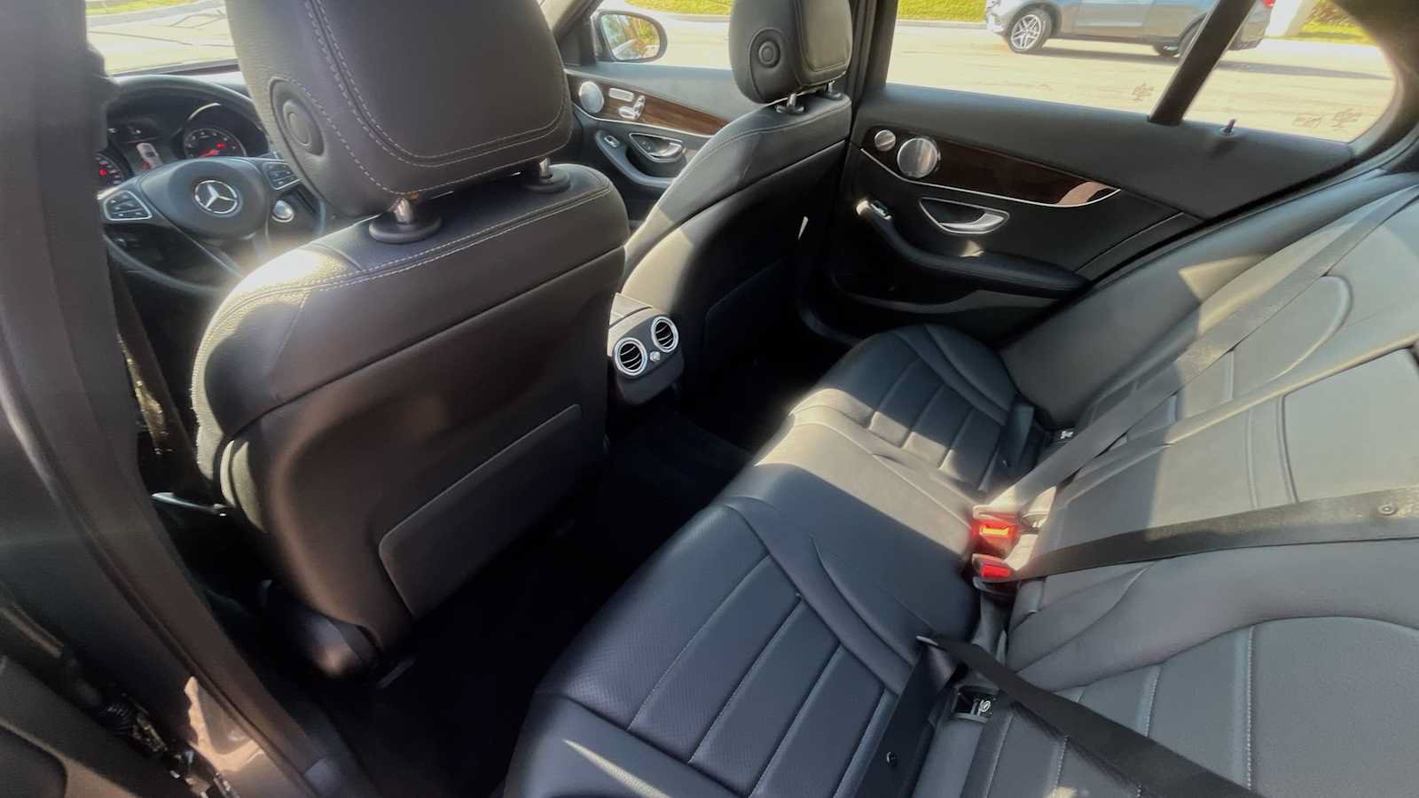 Used 2018 Mercedes-Benz C 300 4MATIC Sedan image 12