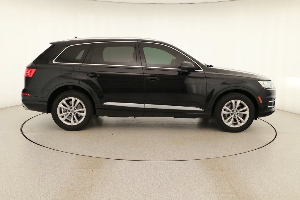 Used 2019 Audi Q7 3.0T Premium Plus w/ Premium Plus Package AWD/4WD image 8