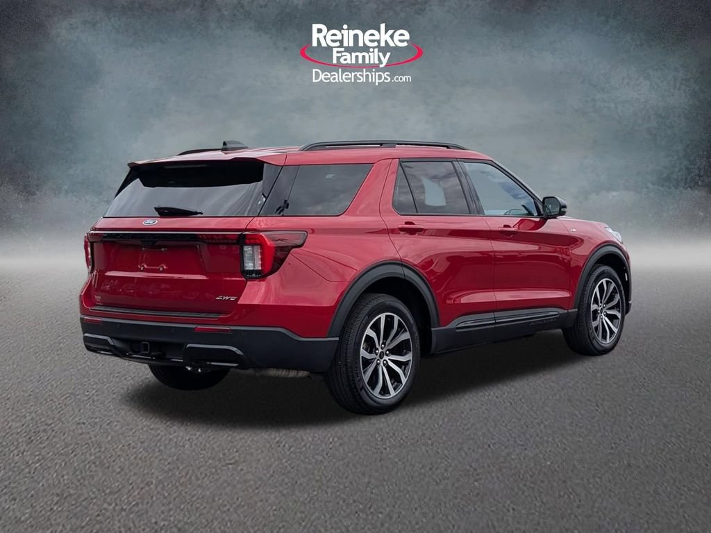 Used 2025 Ford Explorer ST-Line AWD/4WD image 5