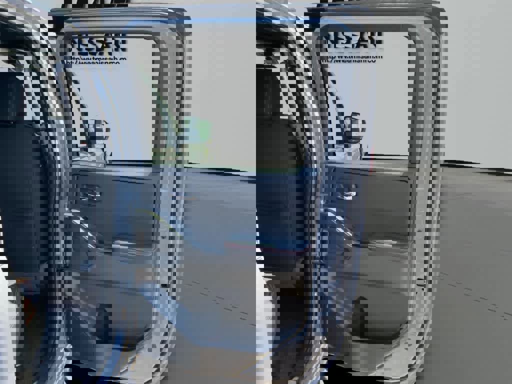 New 2025 Nissan Frontier PRO-4X image 22