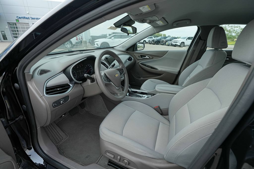 Used 2024 Chevrolet Malibu LT FWD image 16