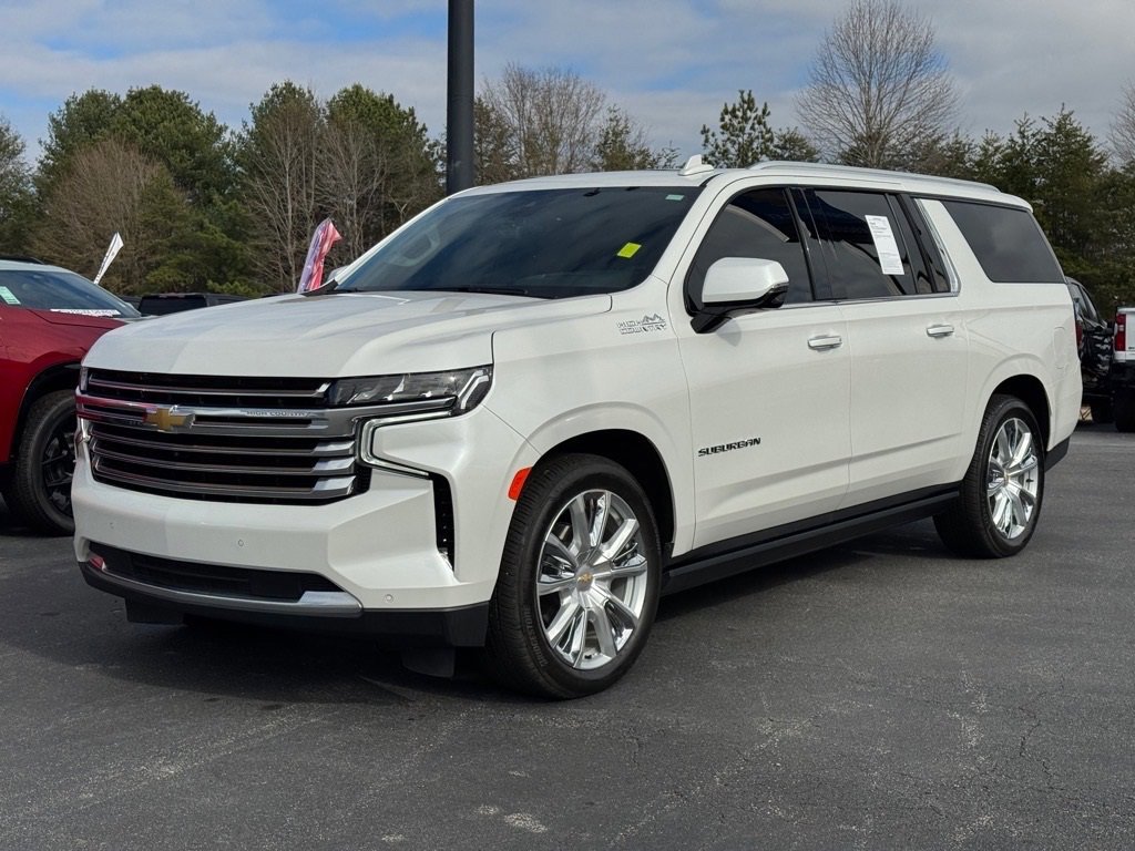 Used 2024 Chevrolet Suburban High Country w/ Max Trailering Package image 7