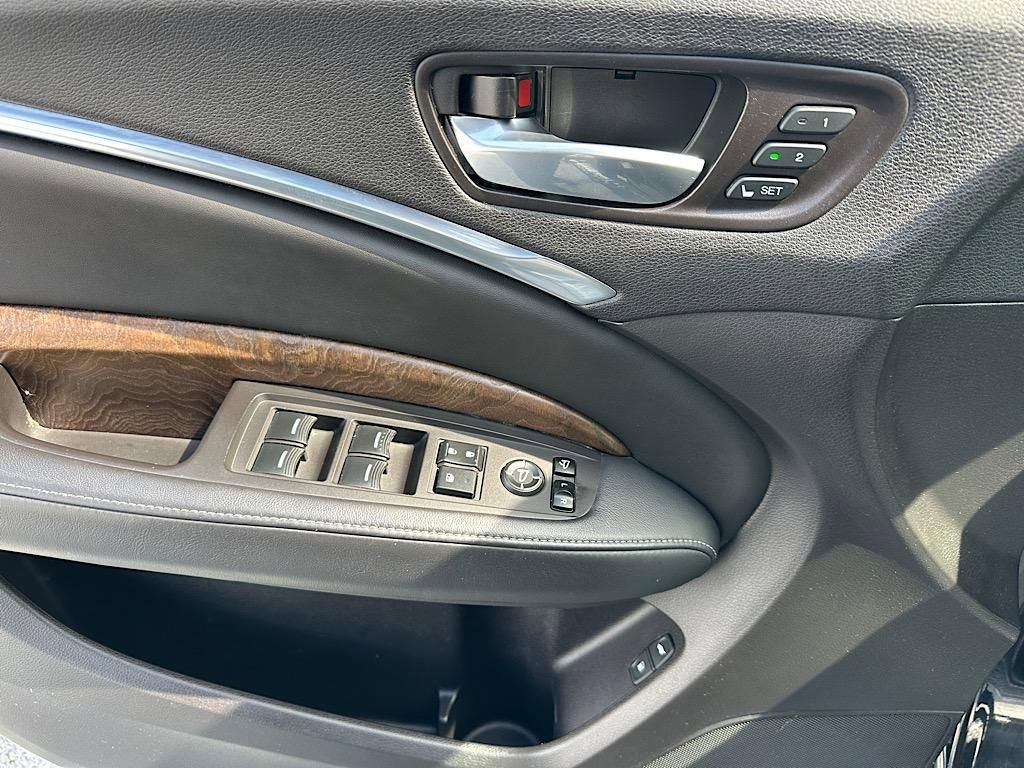 Used 2017 Acura MDX 3.5L image 17