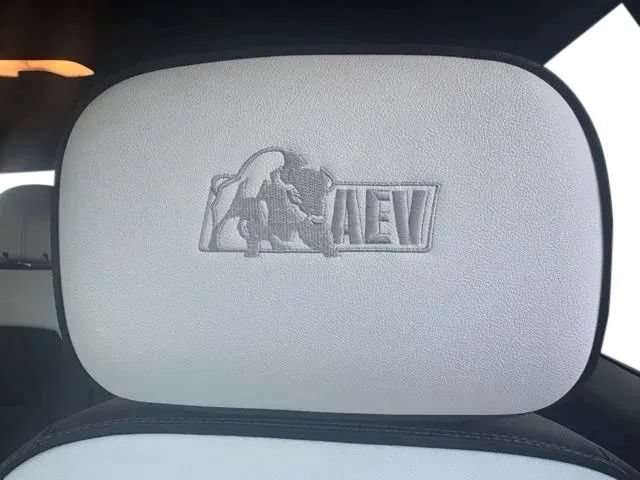 Used 2024 GMC Canyon AT4X w/ AT4X AEV Edition AWD/4WD image 33