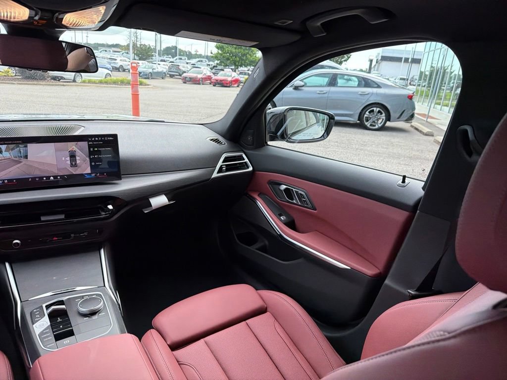 New 2026 BMW 330i Sedan w/ M Sport Package RWD image 28
