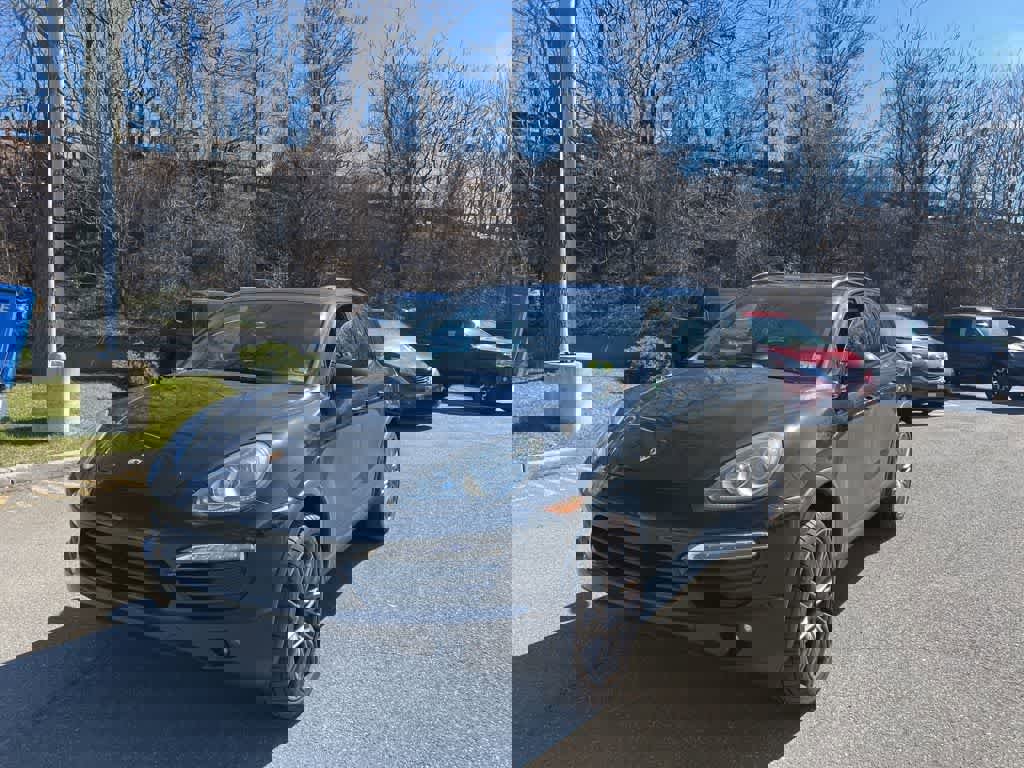 Used 2012 Porsche Cayenne S image 4