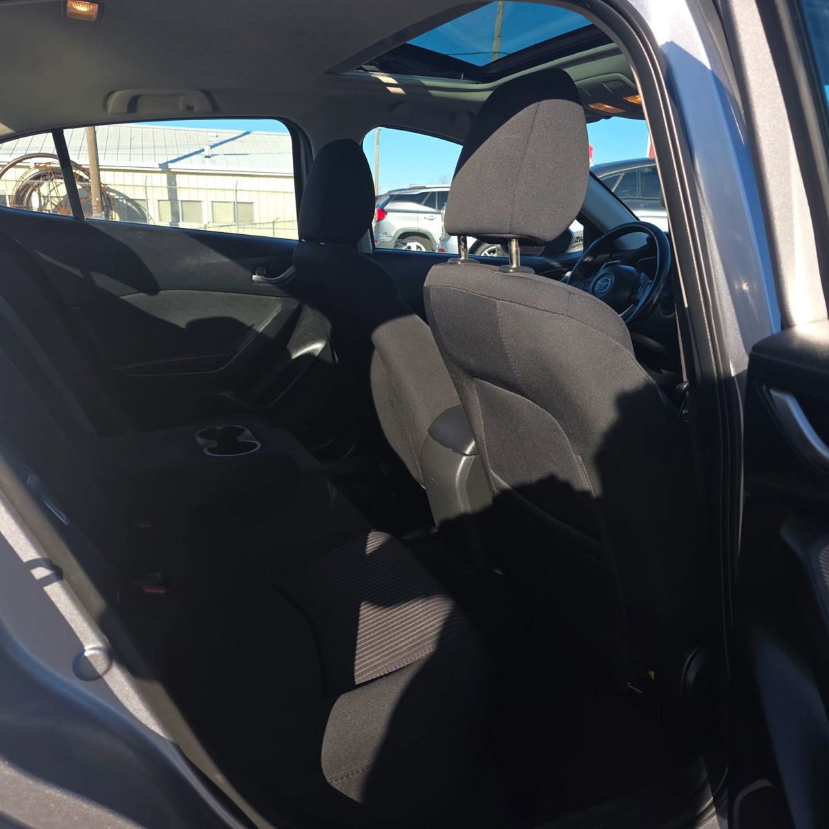 Used 2016 MAZDA MAZDA3 i Touring image 12