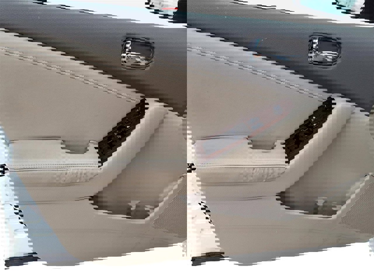 Used 2010 Nissan Altima 2.5 SL w/ SL Pkg image 12