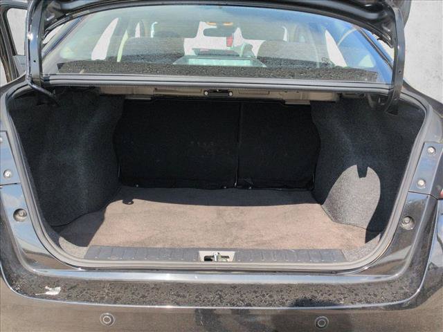 Used 2024 Nissan Versa SV FWD image 6