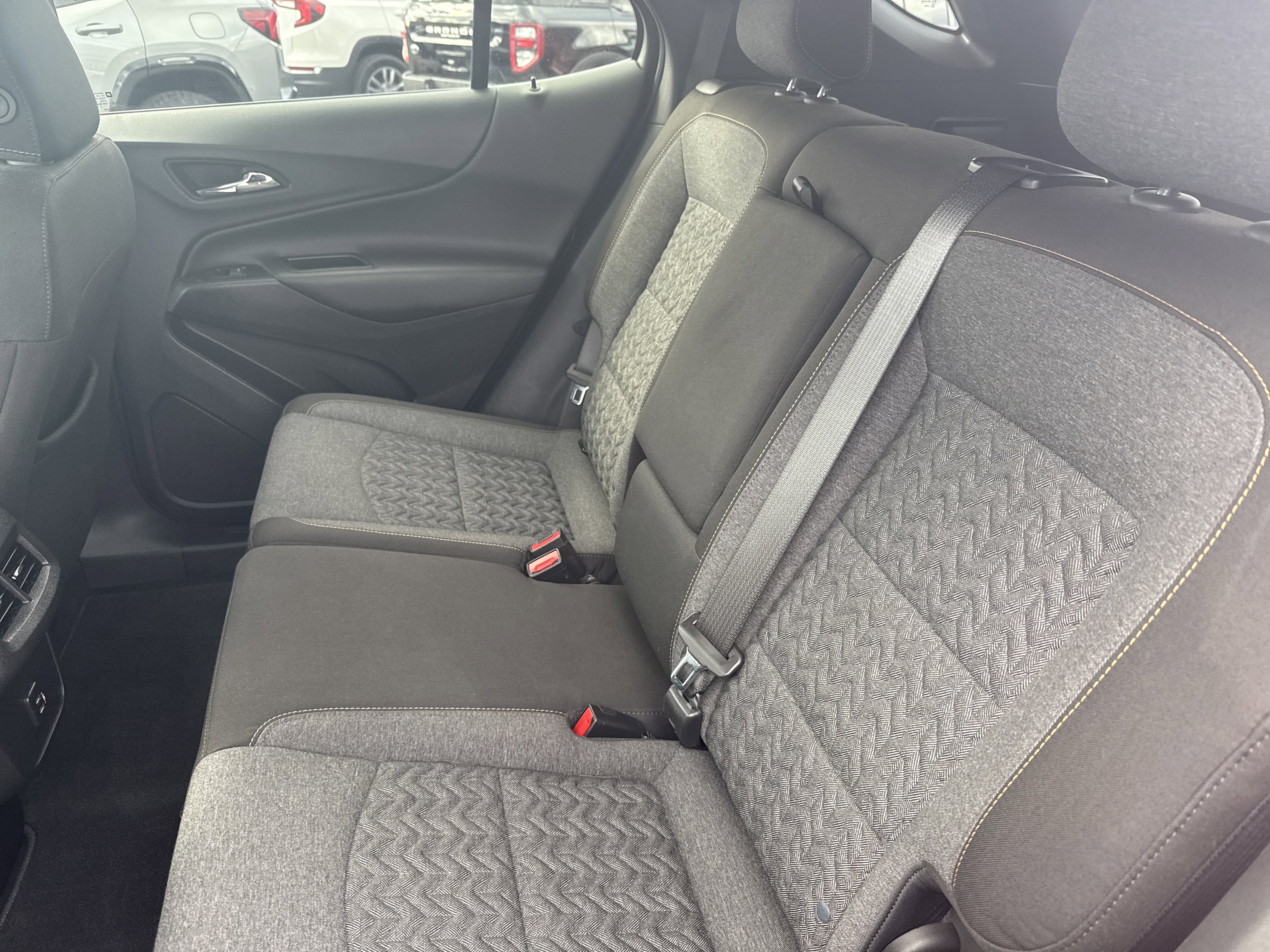 Used 2023 Chevrolet Equinox LT image 45