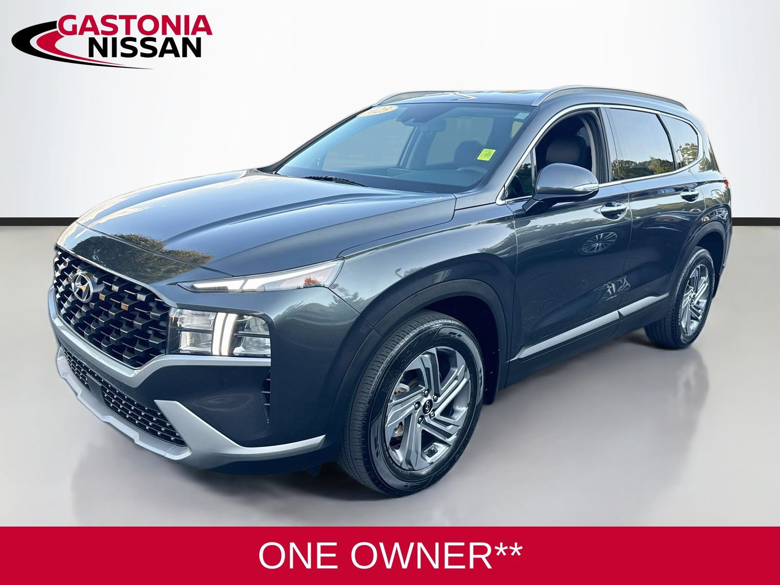 Used 2023 Hyundai Santa Fe SEL w/ Cargo Package FWD image 3