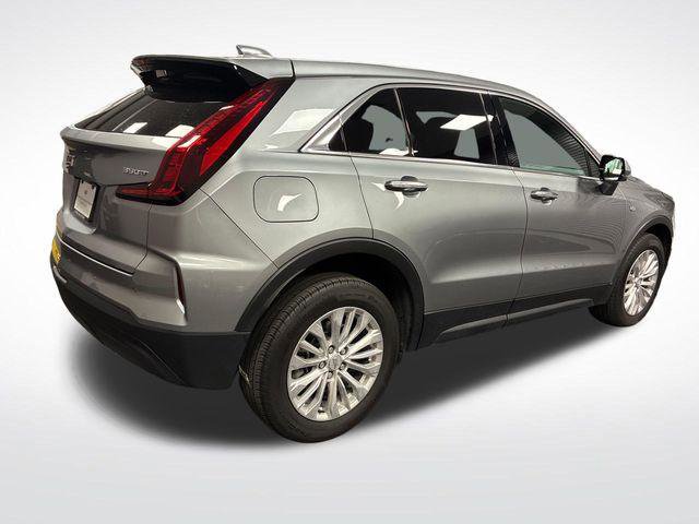 Used 2024 Cadillac XT4 Luxury w/ Cold Weather Package FWD image 36