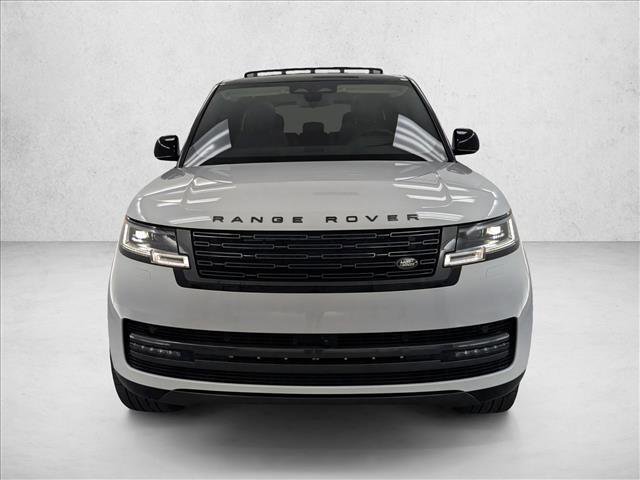 New 2026 Land Rover Range Rover Long Wheelbase SE image 2