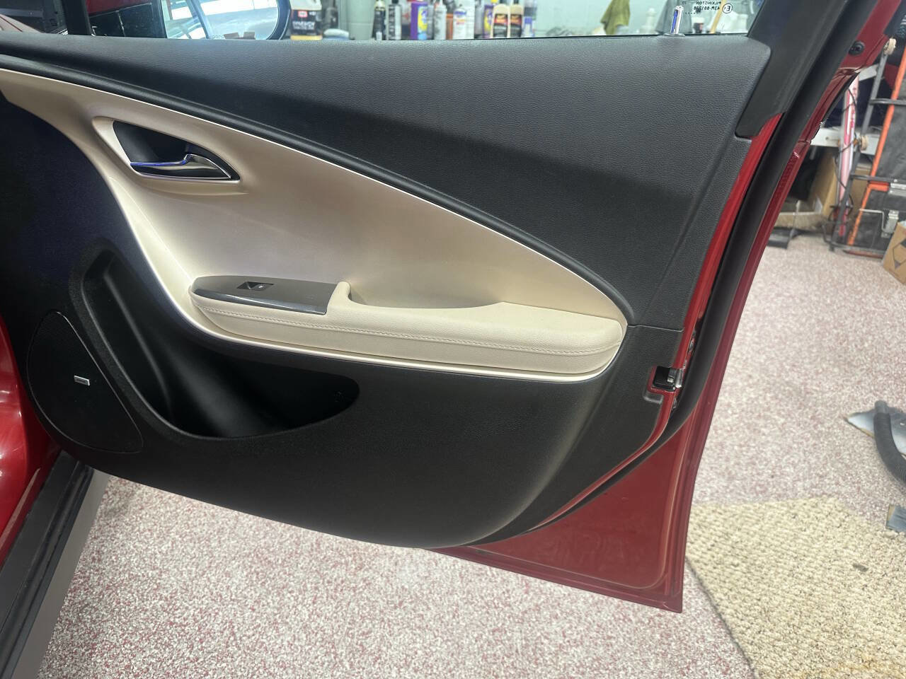 Used 2012 Chevrolet Volt Premium w/ Premium Trim Package image 15