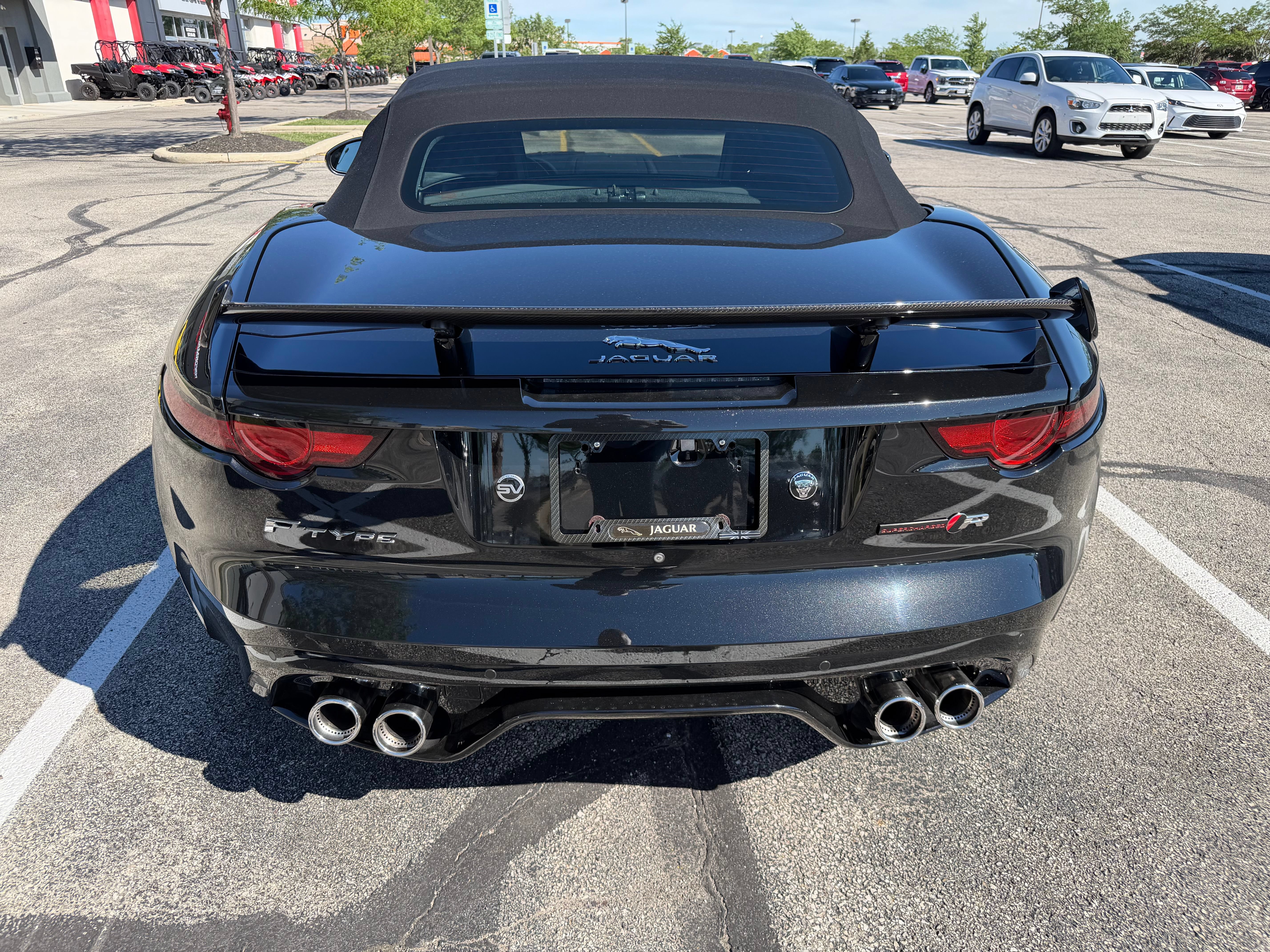 Used 2018 Jaguar F-TYPE R AWD/4WD image 10