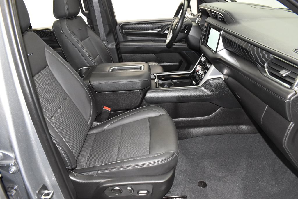 Used 2023 GMC Yukon Denali AWD/4WD image 29