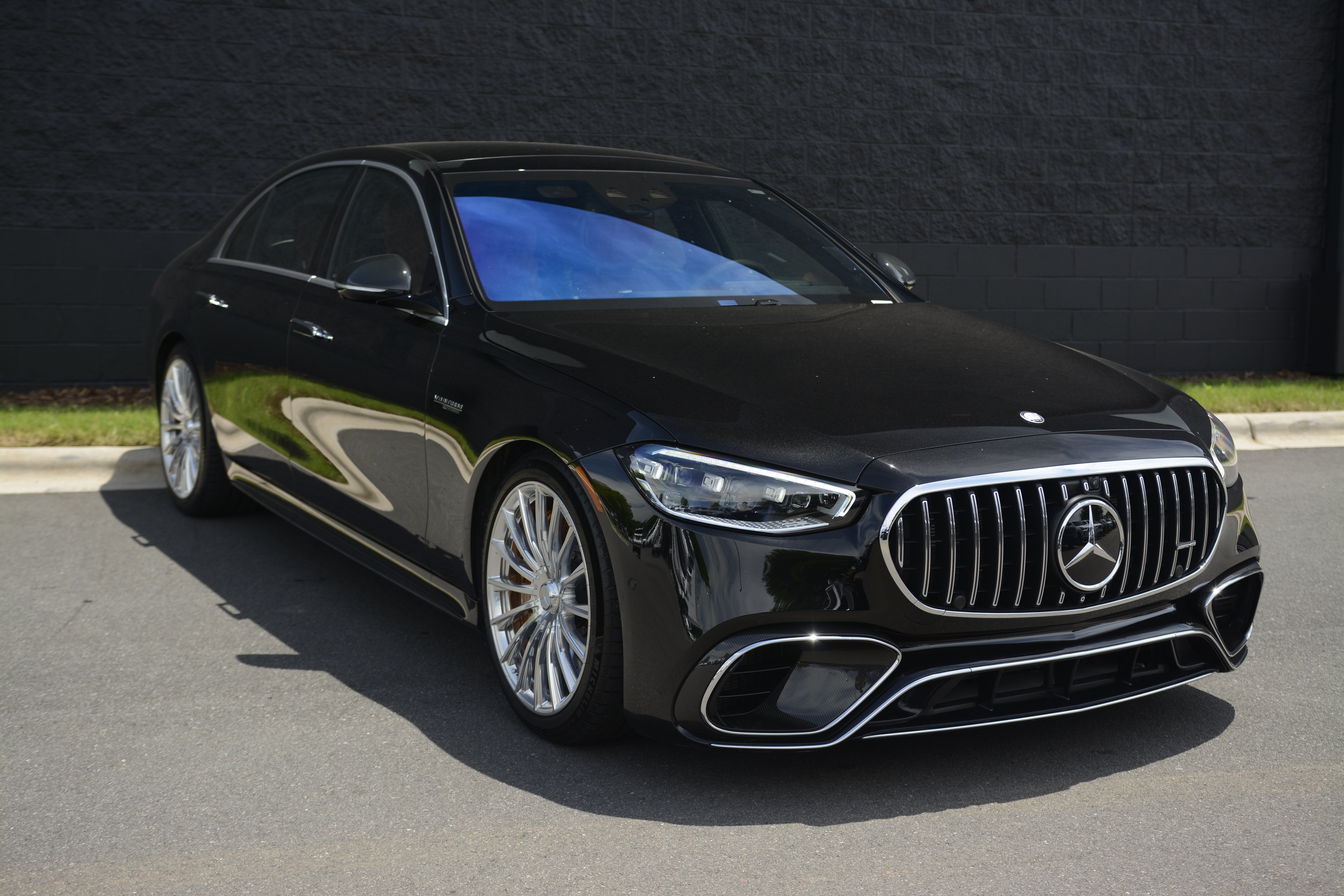 Used 2025 Mercedes-Benz S 63 AMG S image 9