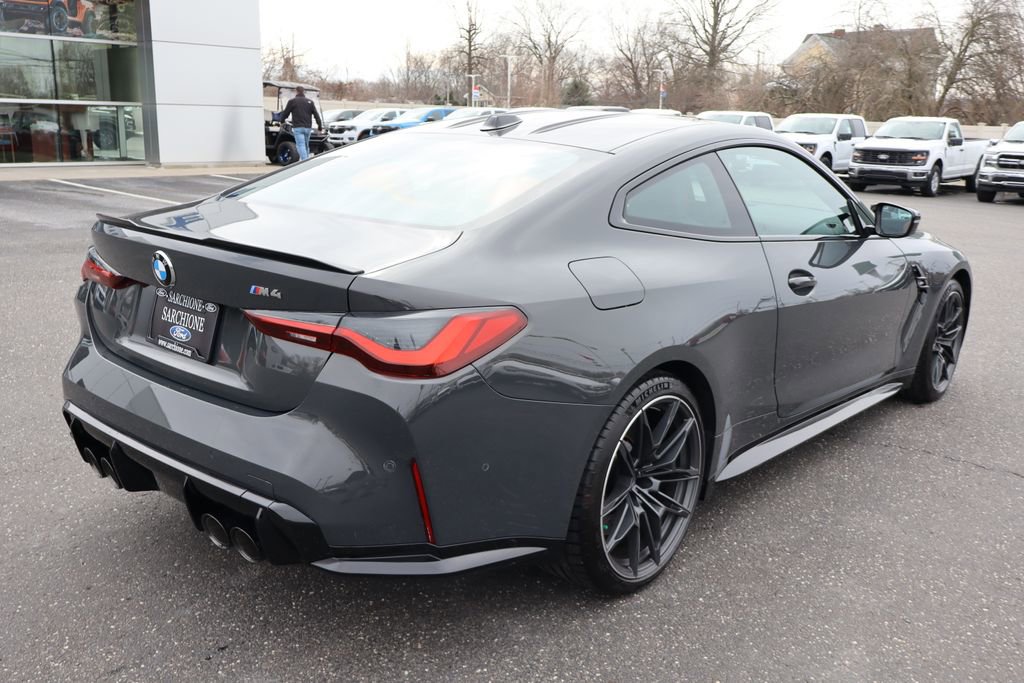 Used 2024 BMW M4 Coupe w/ Executive Package image 3
