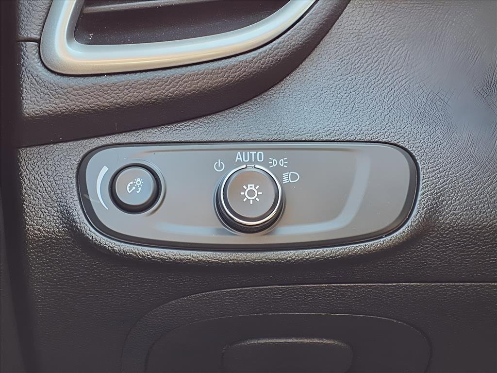 Used 2019 Chevrolet Trax LS image 16