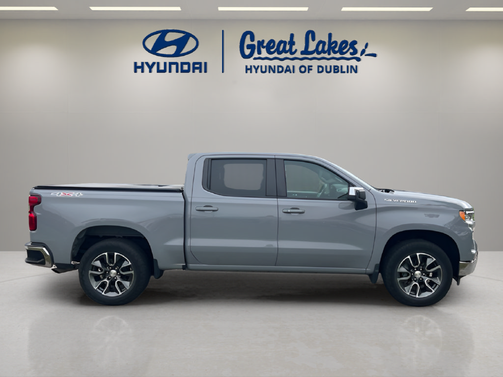 Used 2024 Chevrolet Silverado 1500 LT AWD/4WD image 6