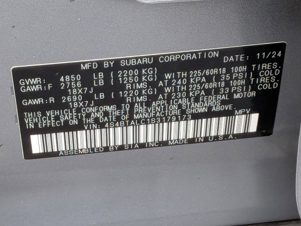 Used 2025 Subaru Outback Onyx Edition image 34