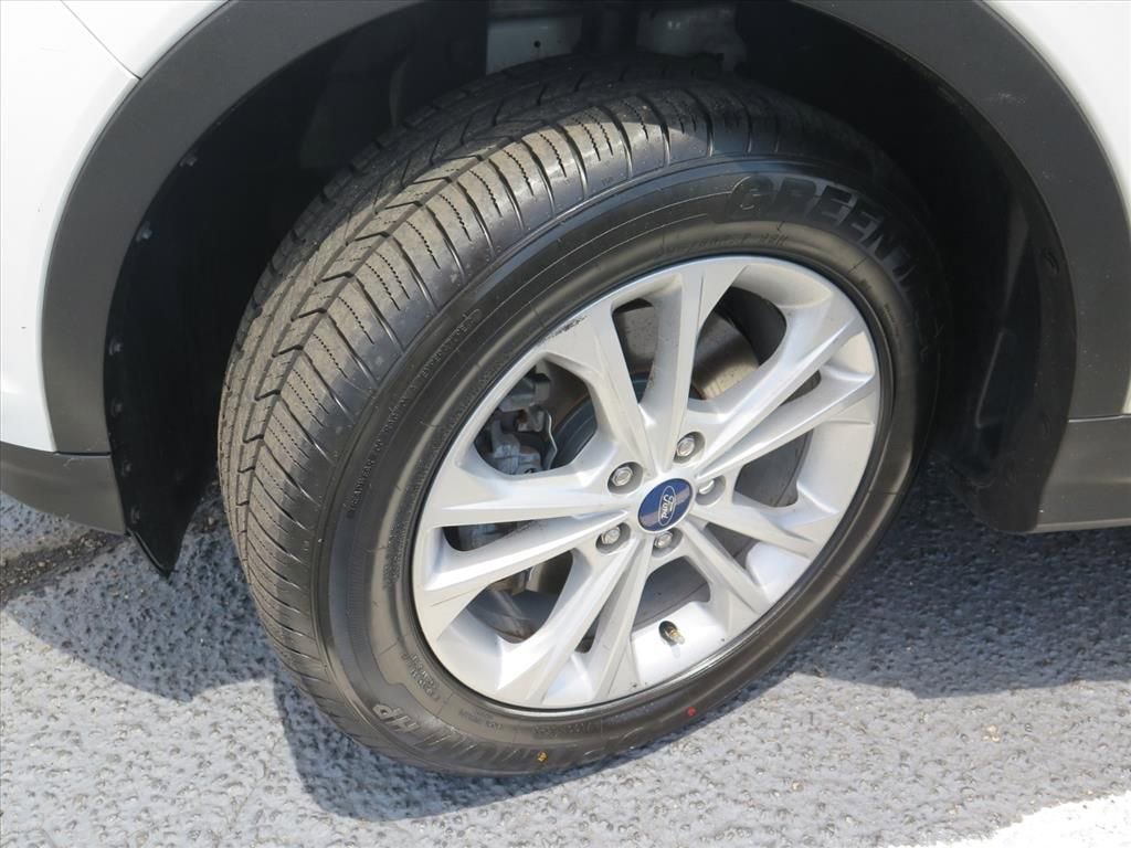Used 2018 Ford Escape SEL AWD/4WD image 18