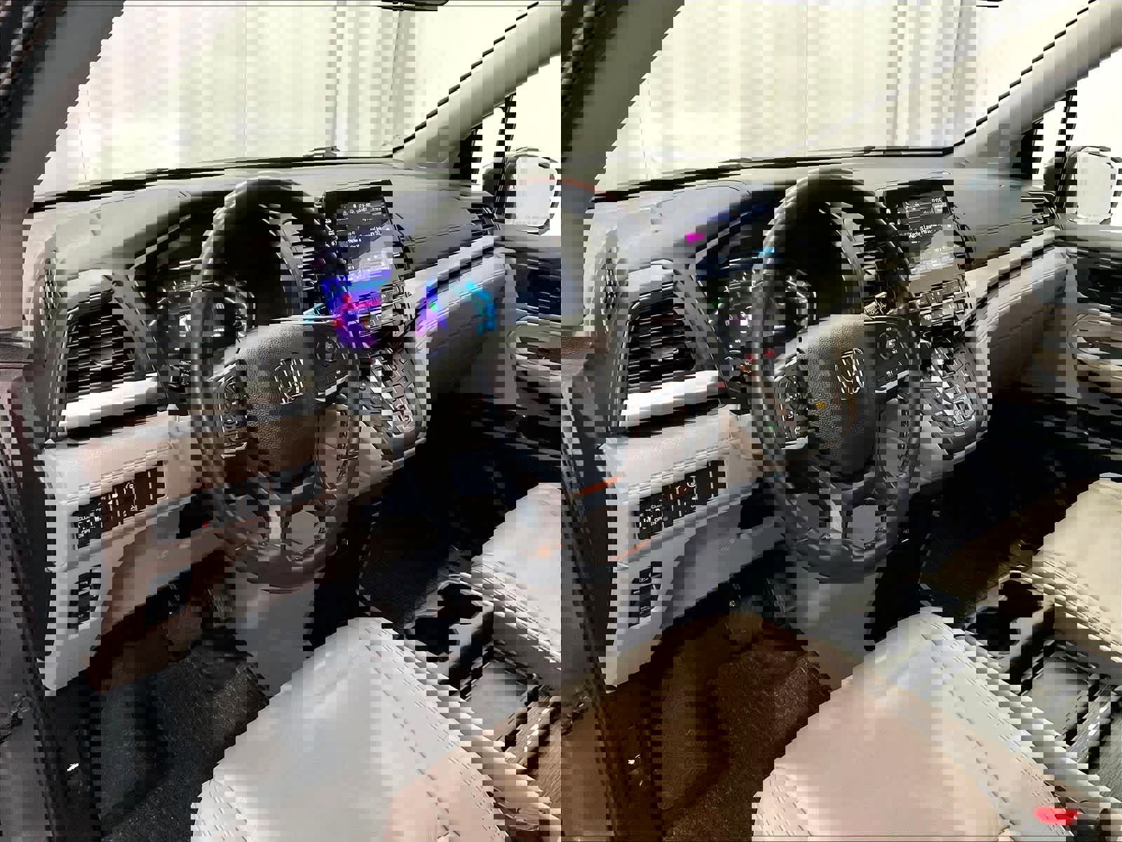 Used 2023 Honda Odyssey EX-L image 8