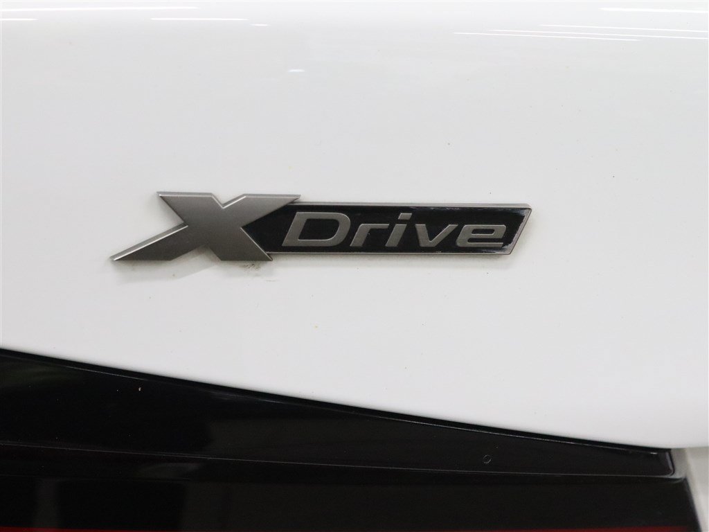 Used 2021 BMW M550i xDrive w/ Executive Package AWD/4WD image 7