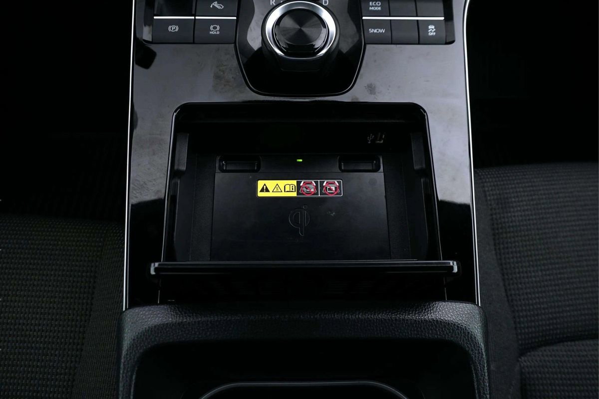 Used 2024 Toyota bZ4X XLE w/ Weather Package FWD image 20
