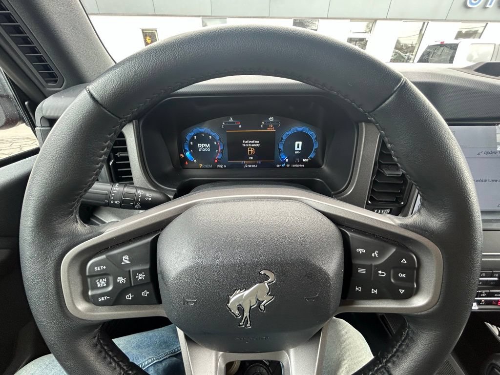 Used 2025 Ford Bronco Badlands AWD/4WD image 14
