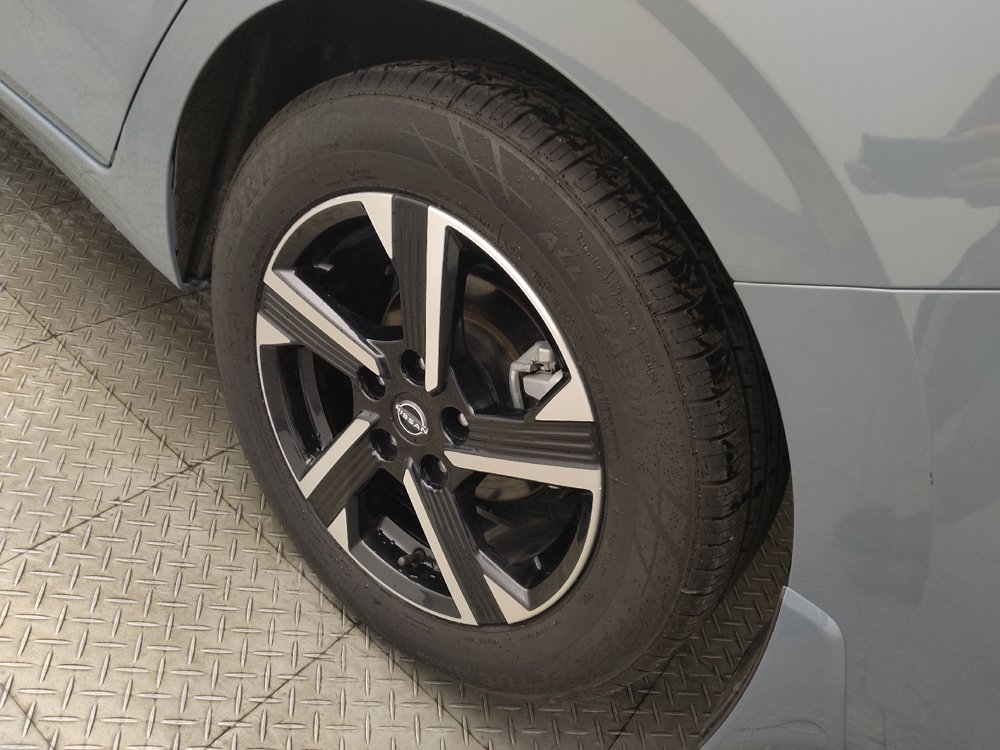 Used 2025 Nissan Sentra SV w/ All-Weather Package FWD image 31