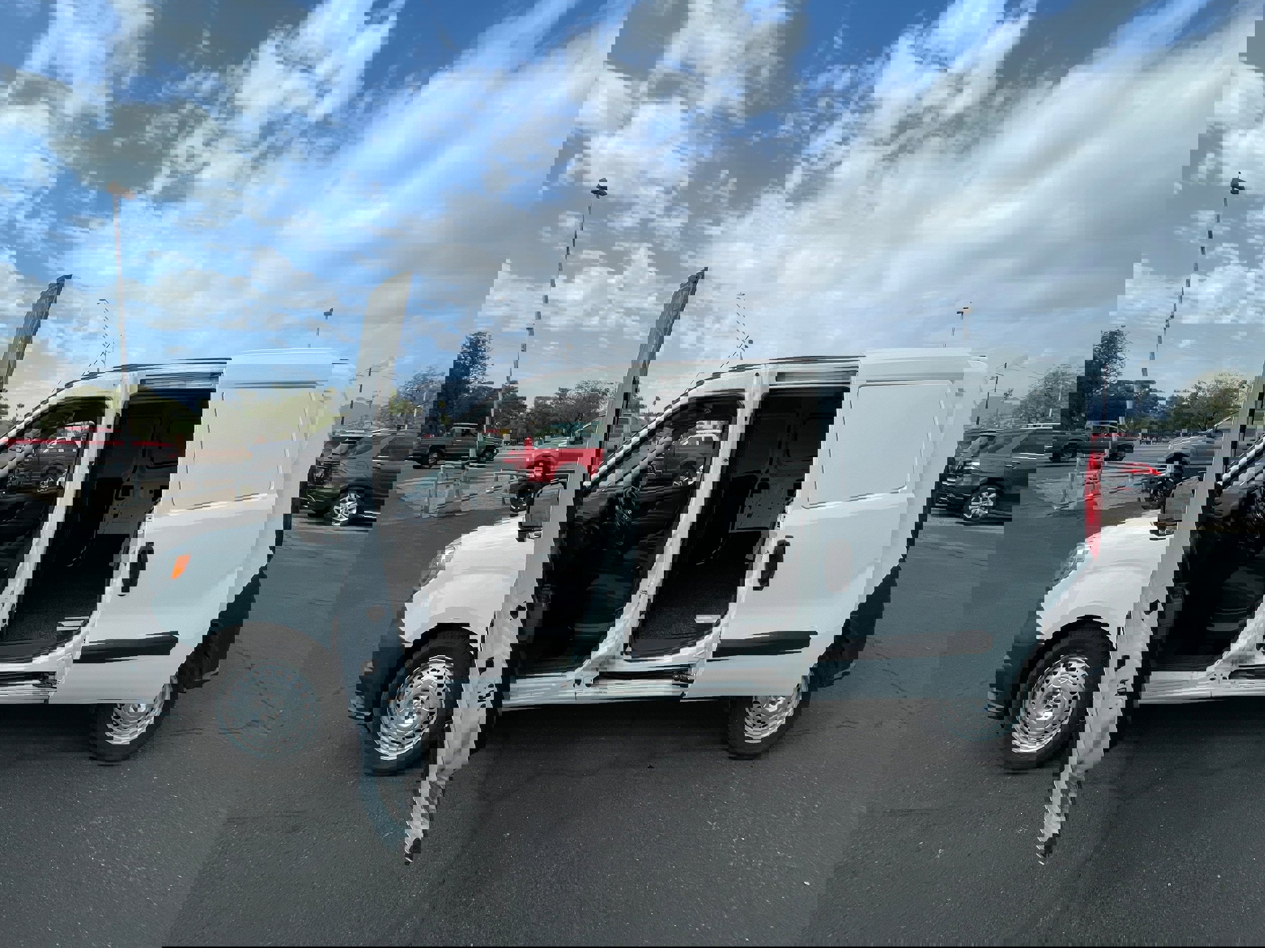 Used 2020 RAM ProMaster City Tradesman image 11