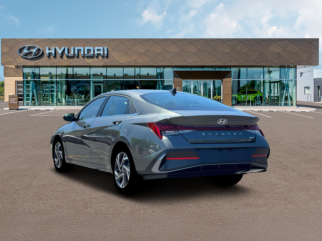 New 2026 Hyundai Elantra Limited FWD image 5