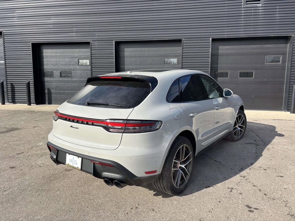 New 2026 Porsche Macan image 10