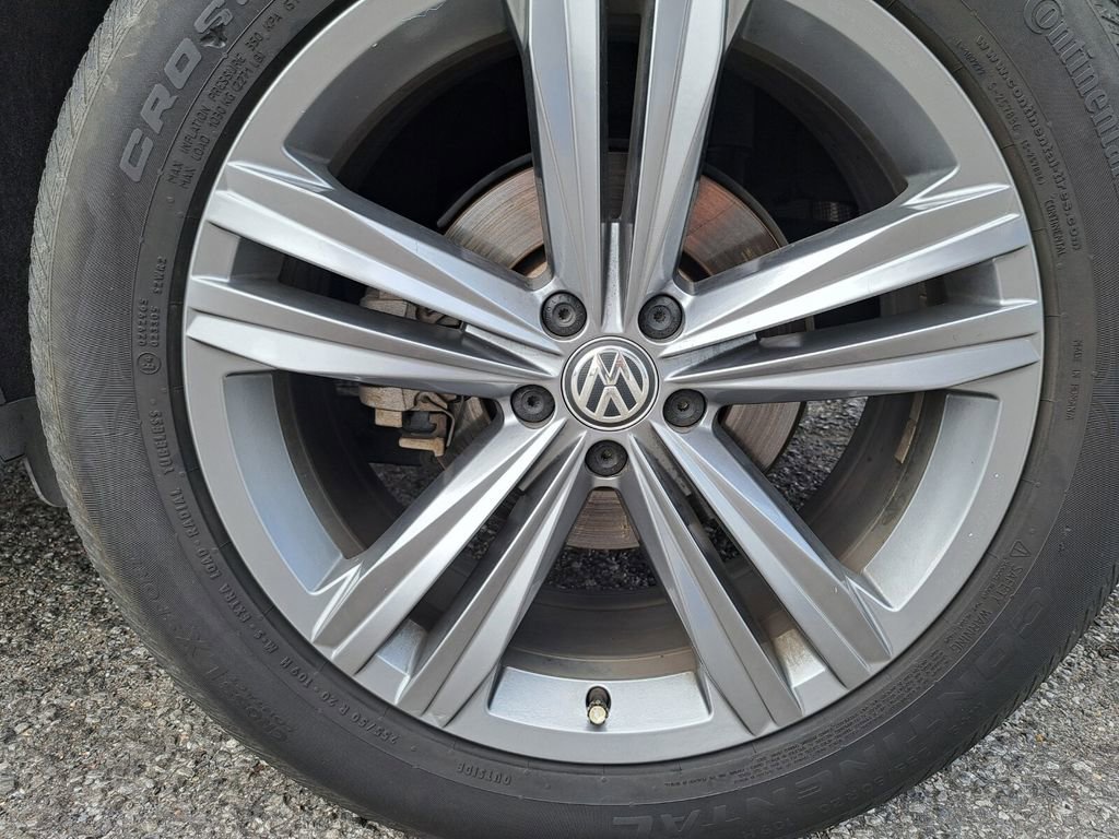 Used 2019 Volkswagen Atlas SEL R-Line image 26