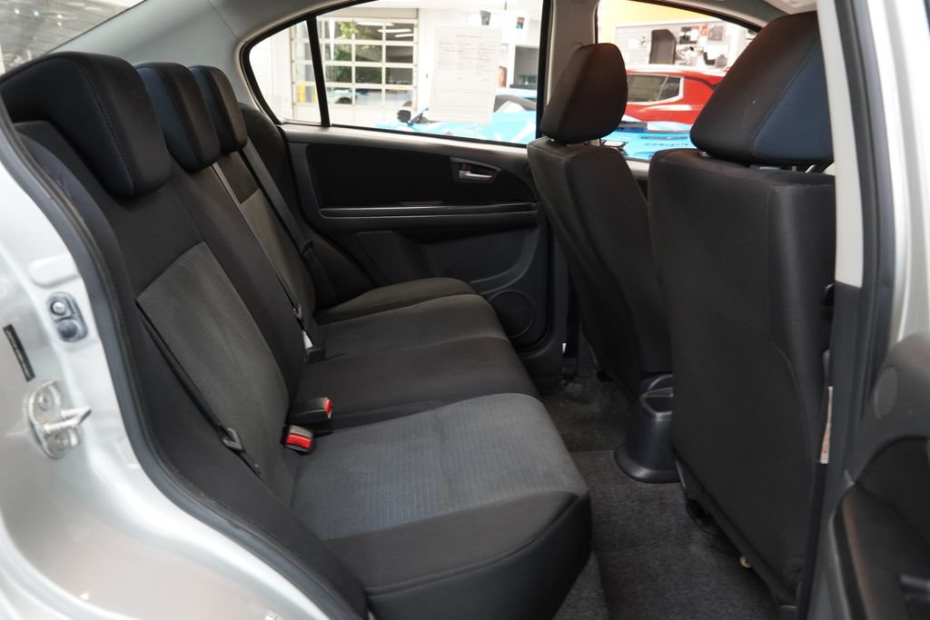 Used 2008 Suzuki SX4 Sedan FWD image 26