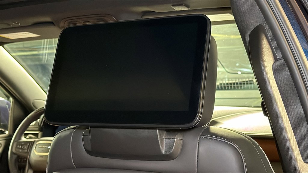 Used 2024 GMC Yukon Denali Ultimate image 16