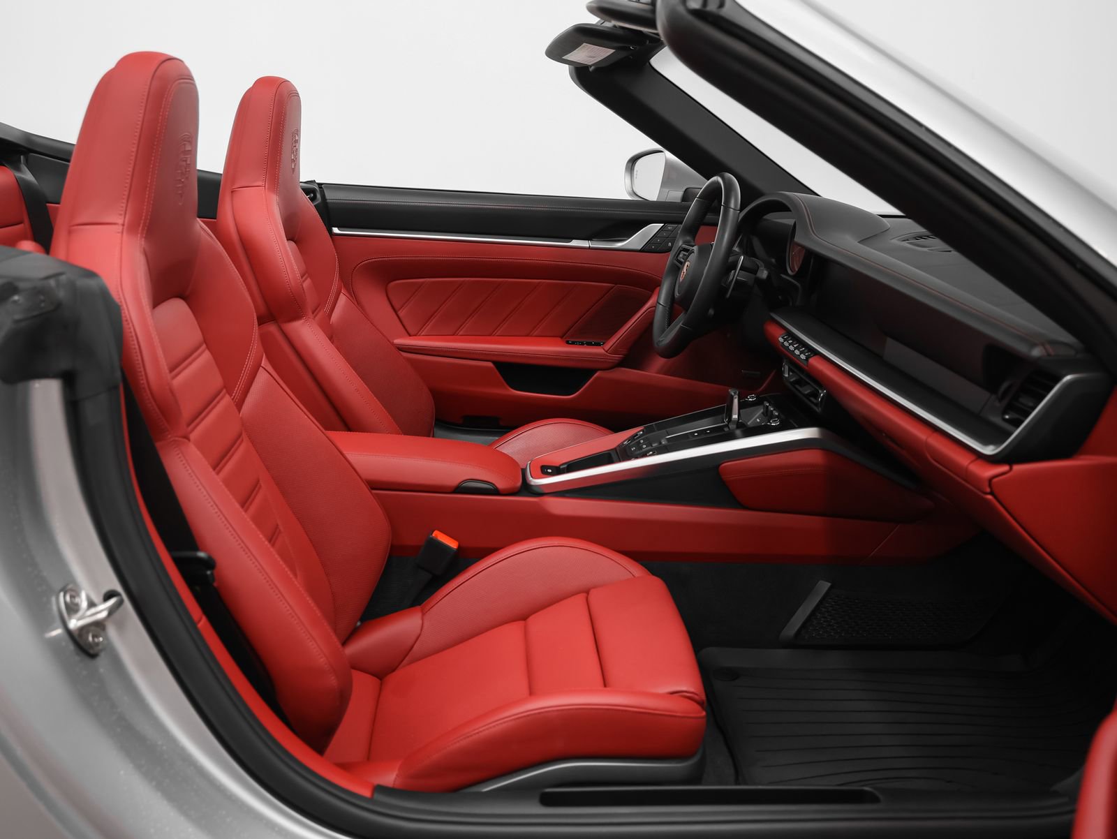 Certified 2024 Porsche 911 Carrera GTS RWD image 24