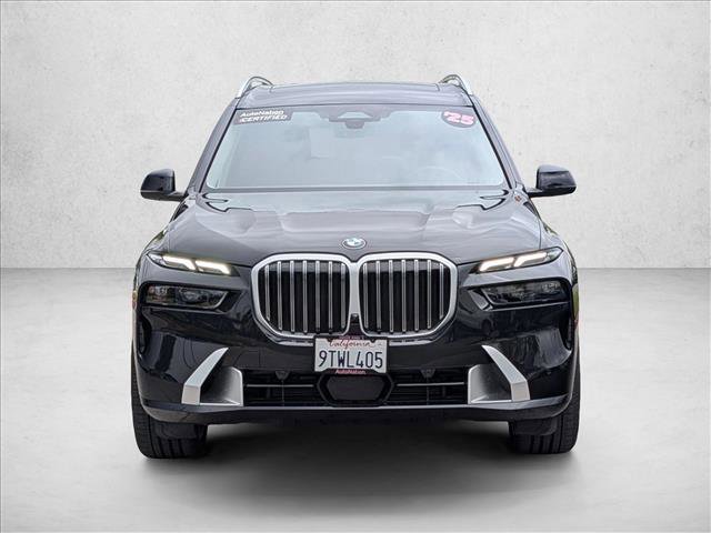 Used 2025 BMW X7 xDrive40i w/ Parking Assistance Package AWD/4WD image 2