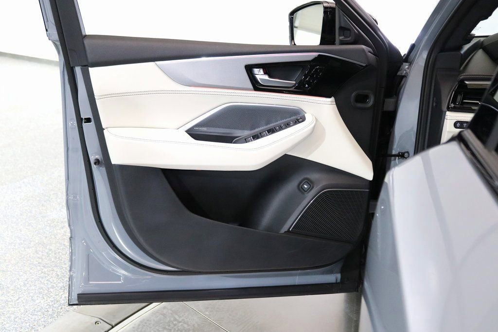 Certified 2026 Acura MDX A-Spec image 13