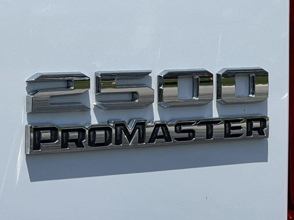Used 2025 RAM ProMaster 2500 w/ Convenience Group FWD image 2