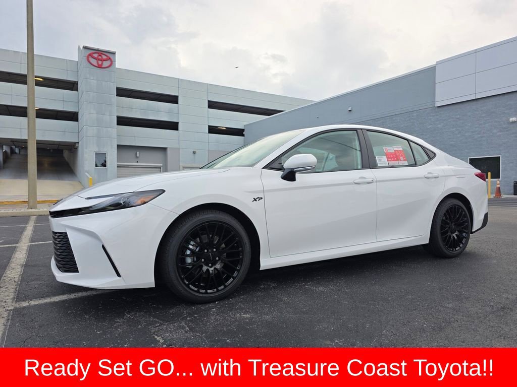 Used 2026 Toyota Camry LE FWD image 5