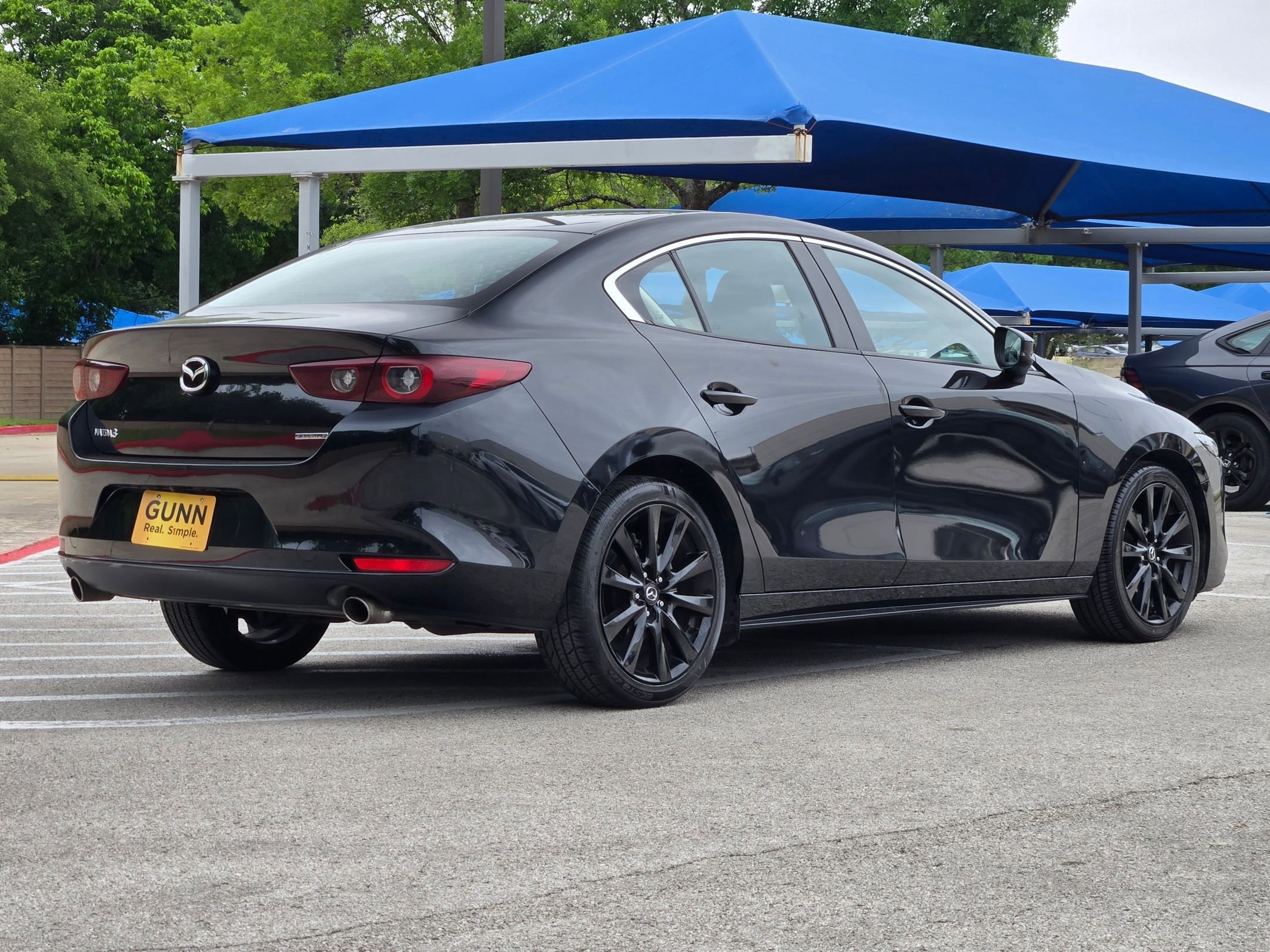 Used 2024 MAZDA MAZDA3 s FWD image 3