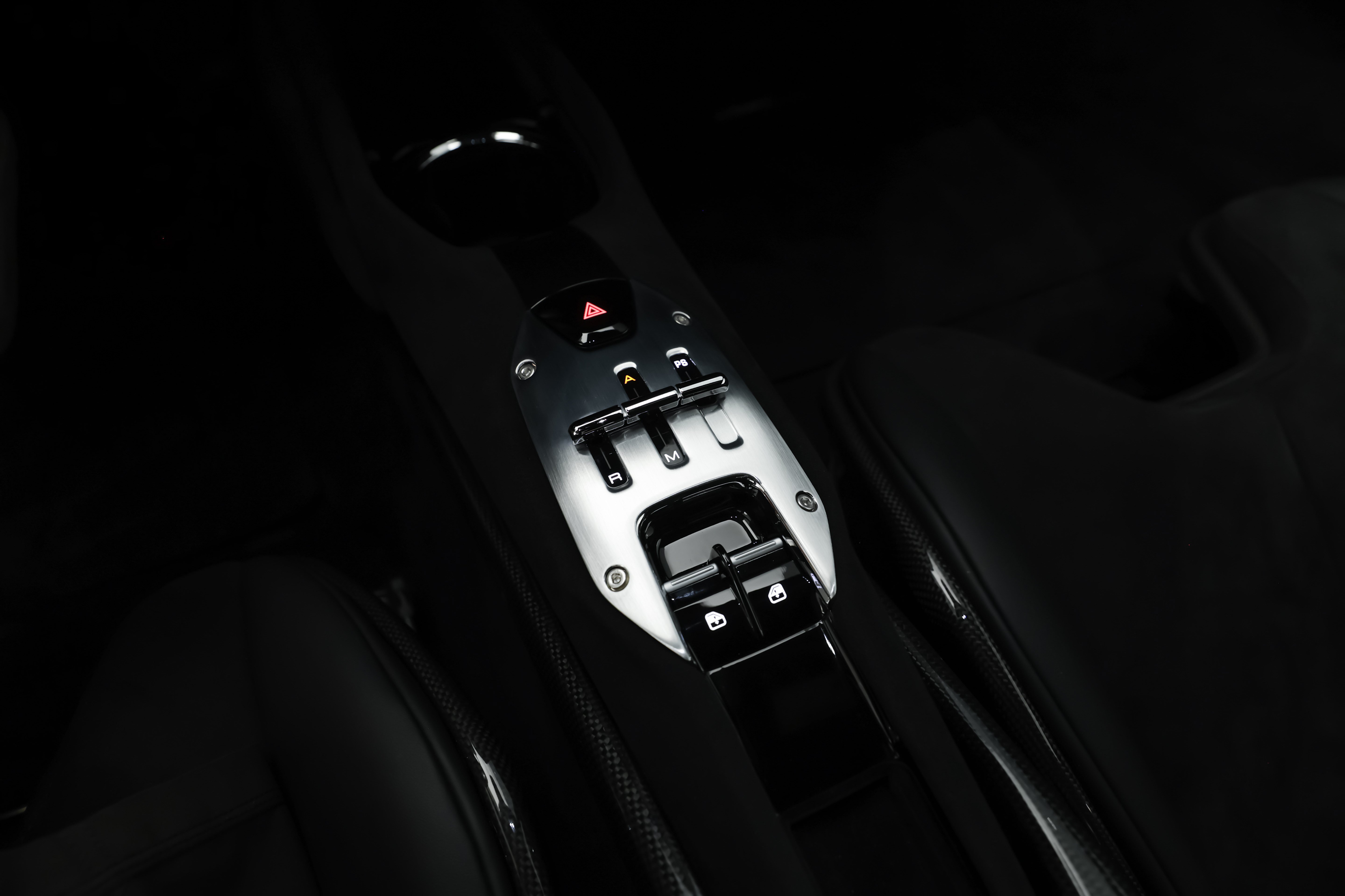 Used 2023 Ferrari 296 GTB RWD image 11