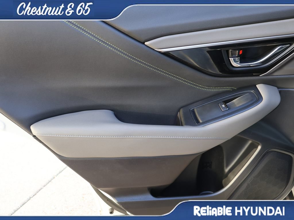 Used 2024 Subaru Outback Onyx Edition AWD/4WD image 17