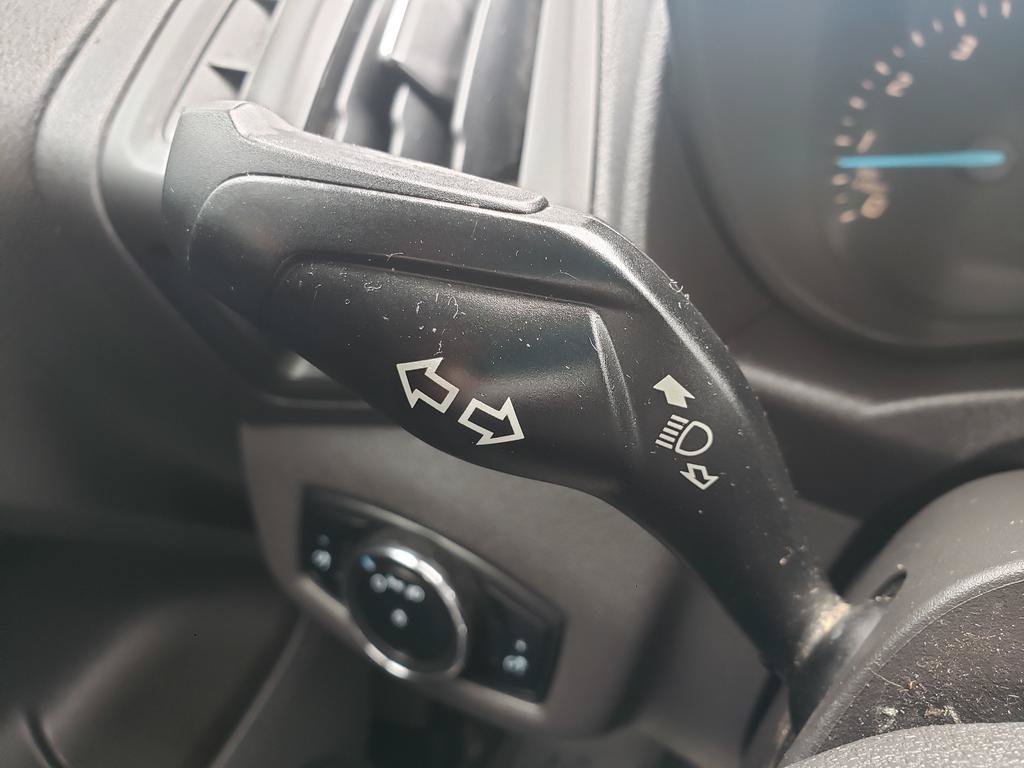 Used 2017 Ford Transit Connect XL FWD image 24