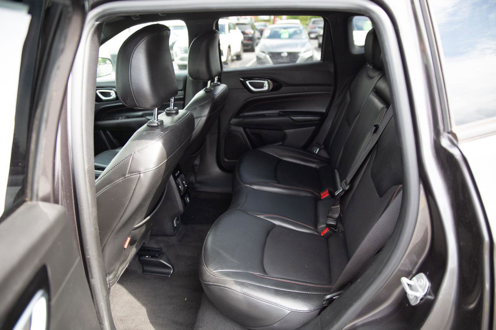 Used 2023 Jeep Compass Trailhawk AWD/4WD image 22