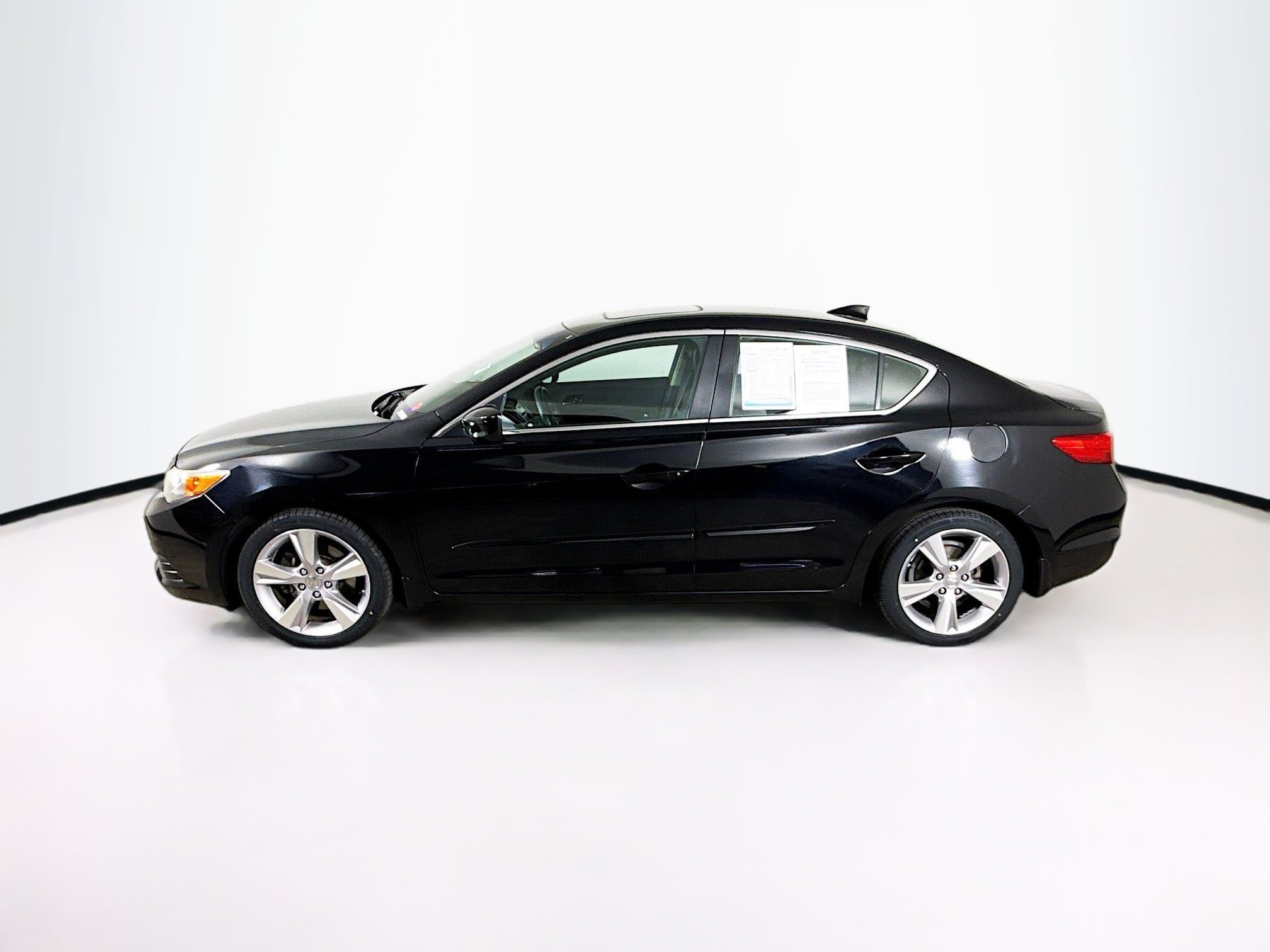 Used 2014 Acura ILX w/ Premium Package image 7
