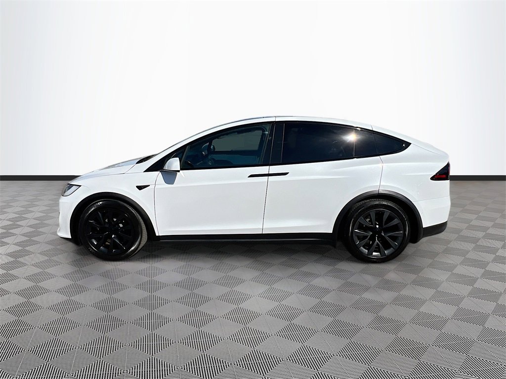 Used 2022 Tesla Model X image 4