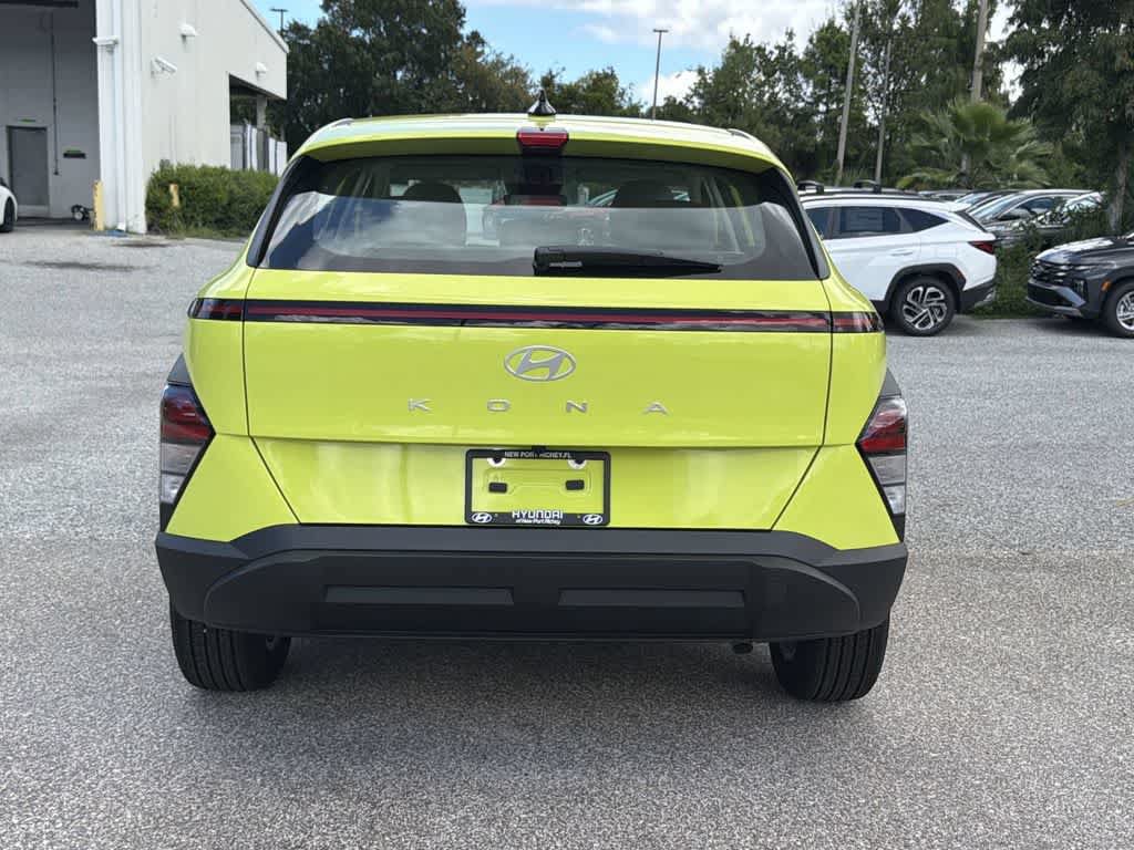 New 2027 Hyundai Kona SE FWD image 6